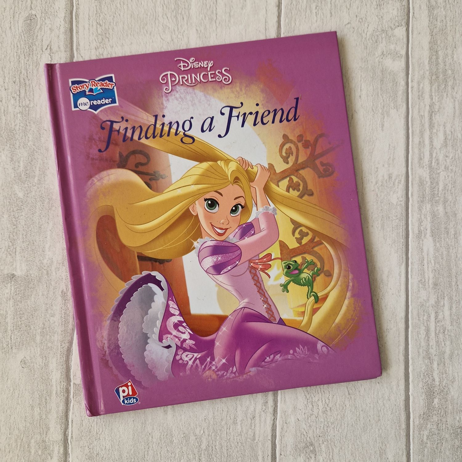 Tangled - Rapunzel, Finding a Friend