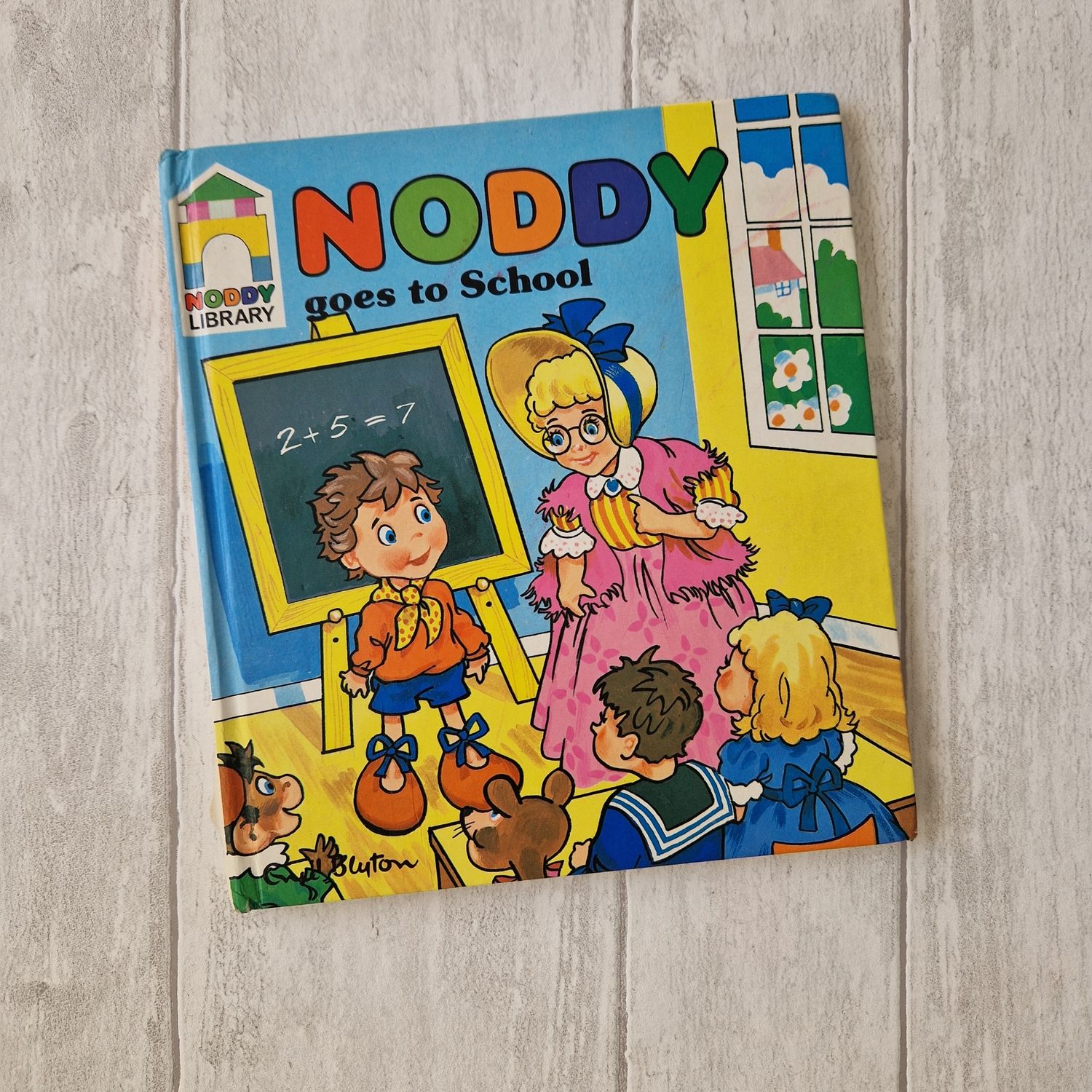 Enid Blyton&#39;s Noddy goes to School