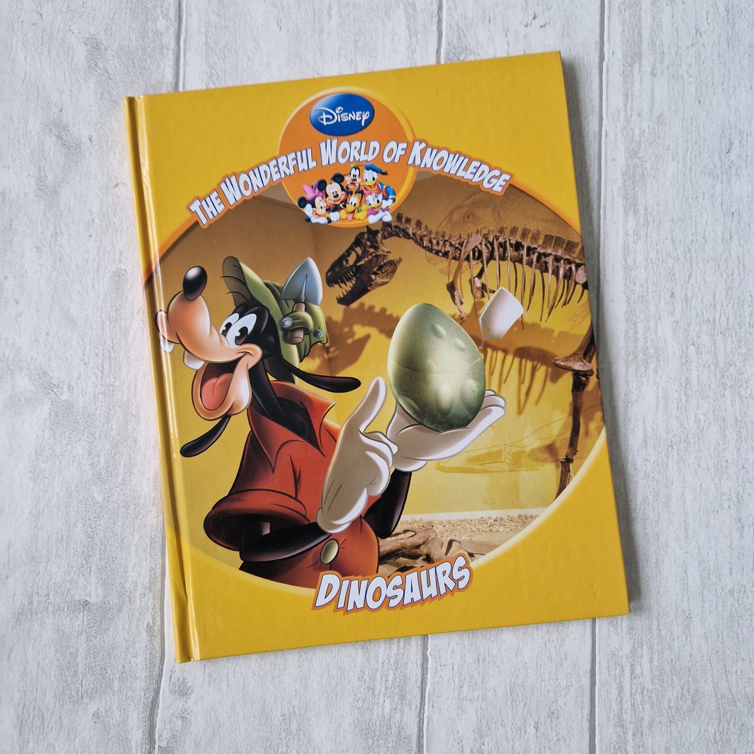 DIsney Goofy Dinosaurs Book