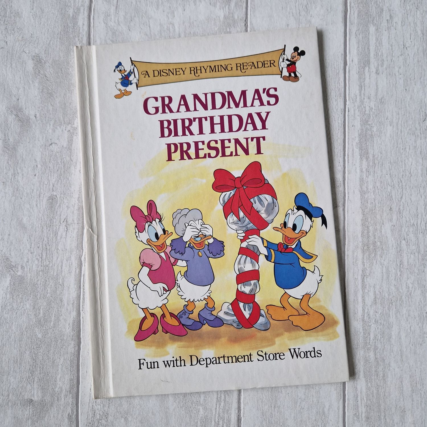 Grandma&#39;s Birthday Present - Donald &amp; Daisy Duck
