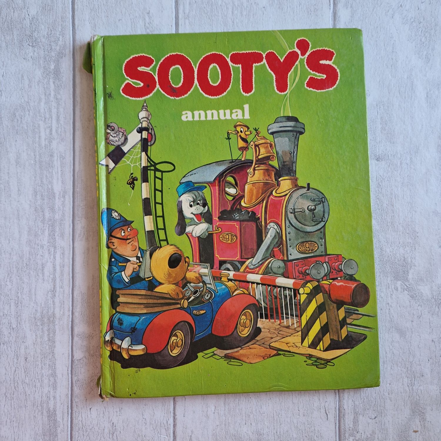 Sooty Annual 1976