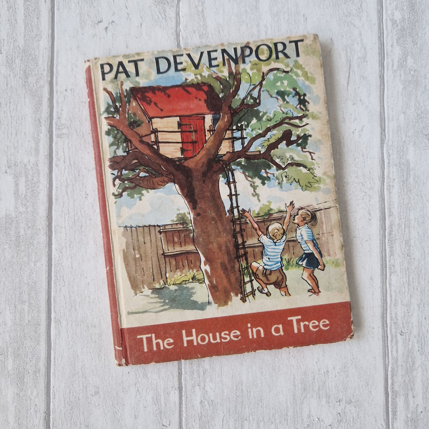 The House in a Tree 1964 - Ann and Mike