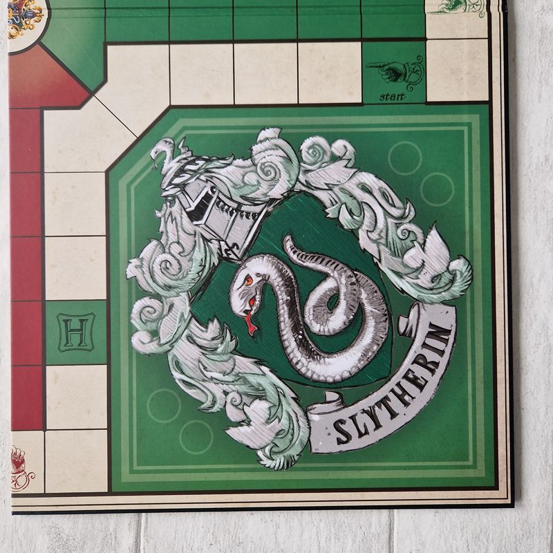 Harry Potter Ludo Board Game - Slytherin and Hufflepuff