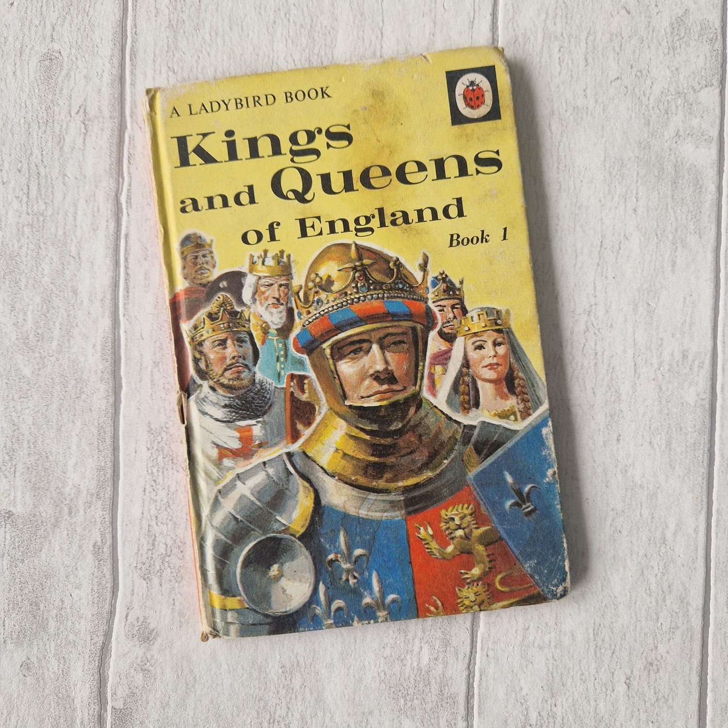 Kings and Queens Book 1 Ladybird Book