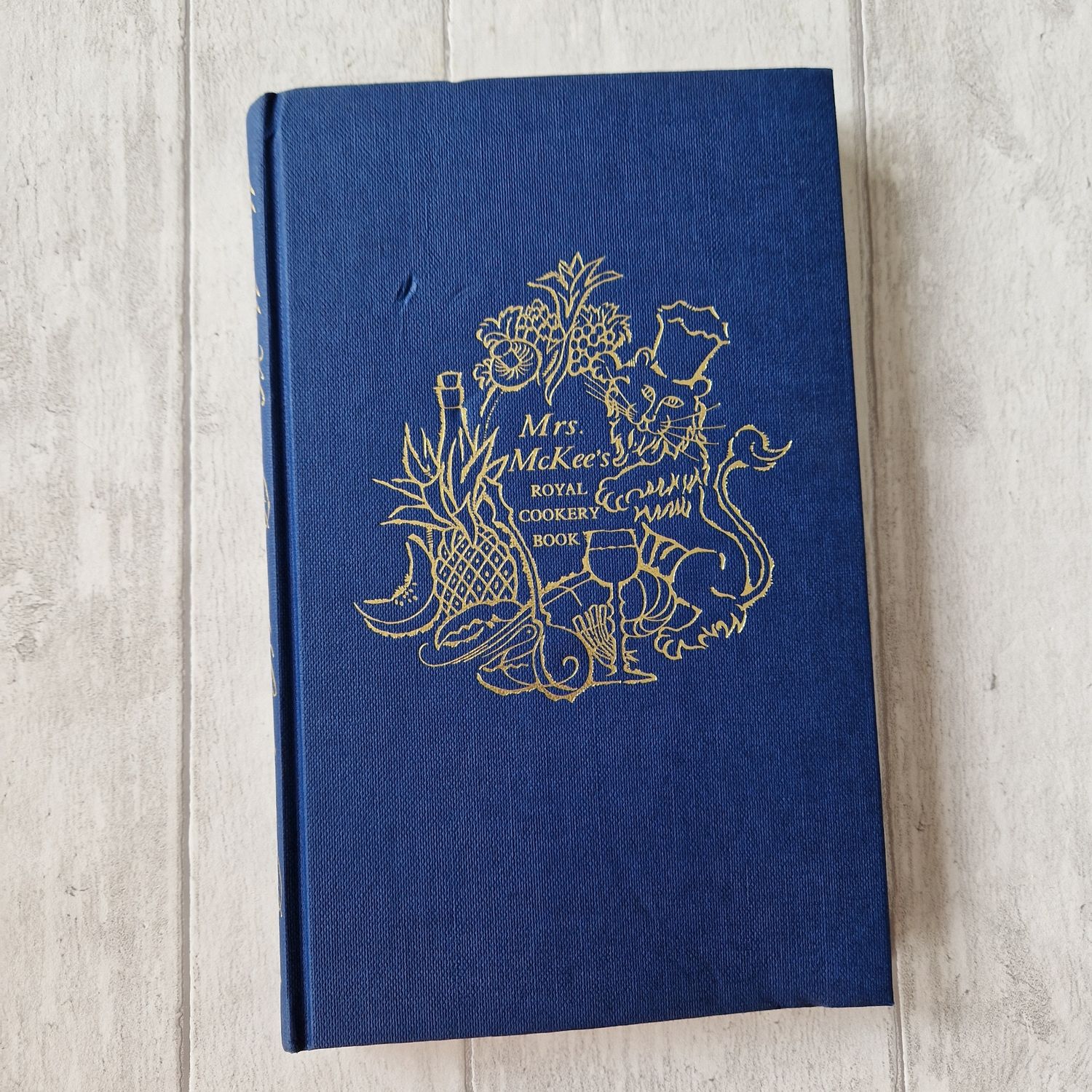 Mrs McKee's Royal Cookery Book 1968 - food and drink
