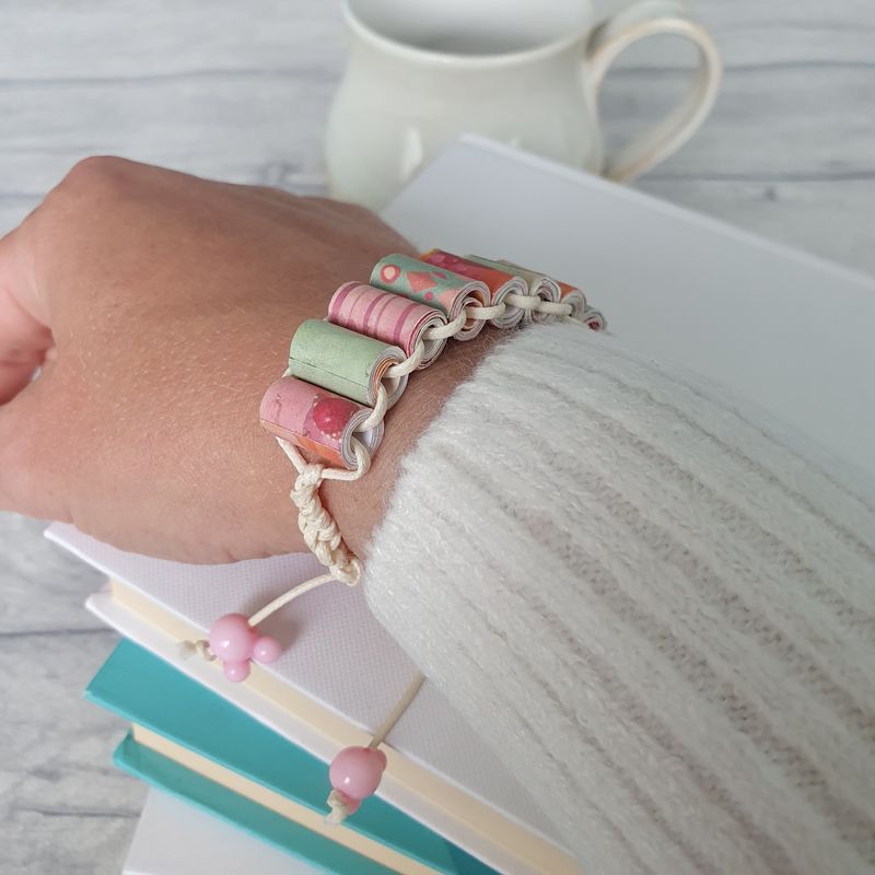 Paper Bead Bracelet Workshop,  Thursday 6th November,  7 - 9pm at Retro from Scratch HQ, Romford