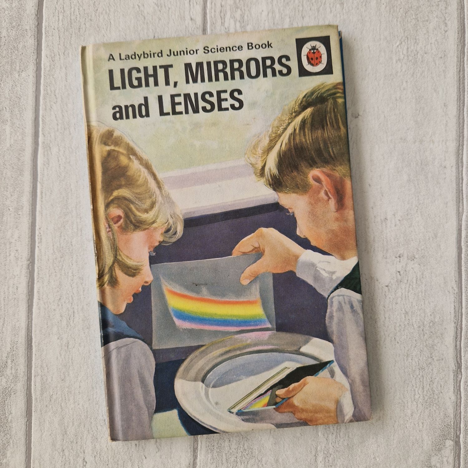 Light, Mirrors &amp; Lenses Ladybird Book - science