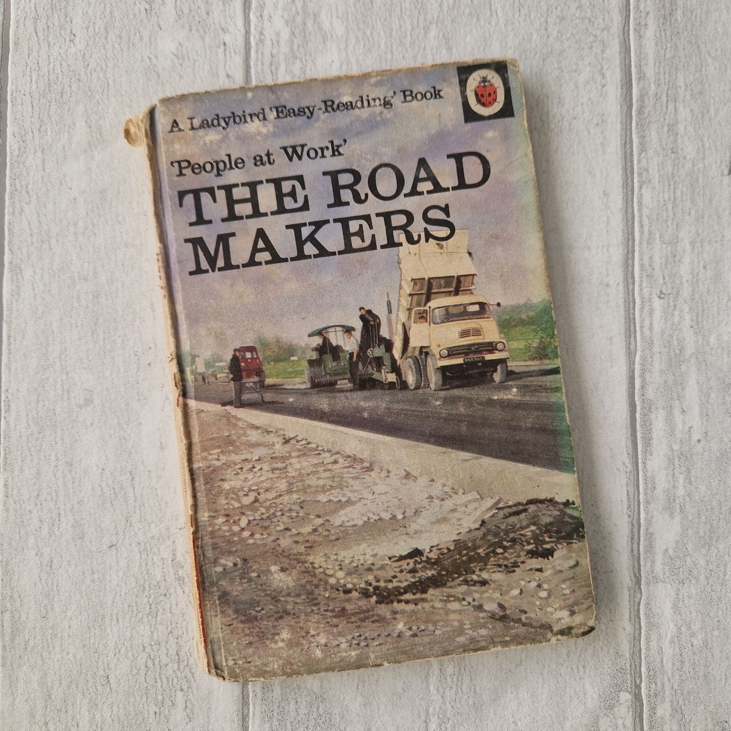 The Road Makers Ladybird Book  - tarmac, workmen