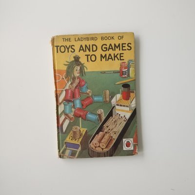 Toys and Games to Make Notebook - crafts / teacher / school