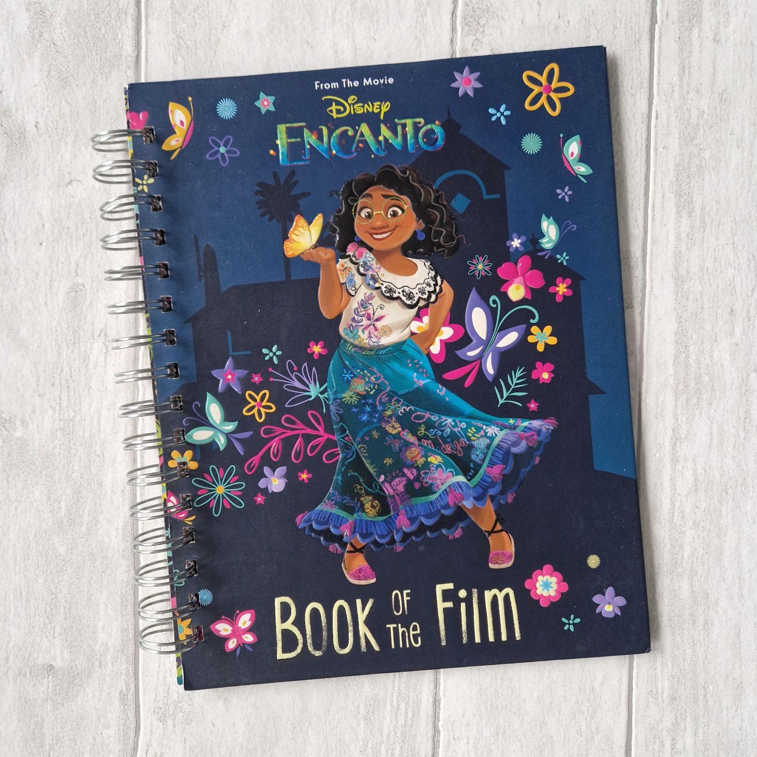 Encanto - no original book pages