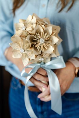 Book Paper Bouquet Video Tutorial &amp; PDF Download