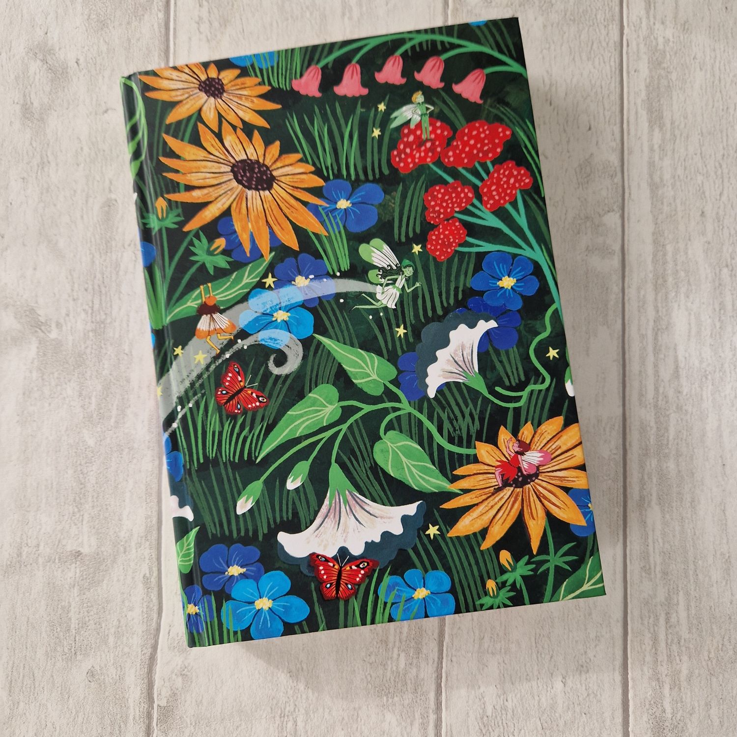 Project Fairy Jacqueline Wilson, flowers, garden, butterfly
