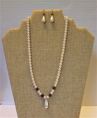 Swarovski Pearl &amp; Amethyst Necklace &amp; Matching Earrings