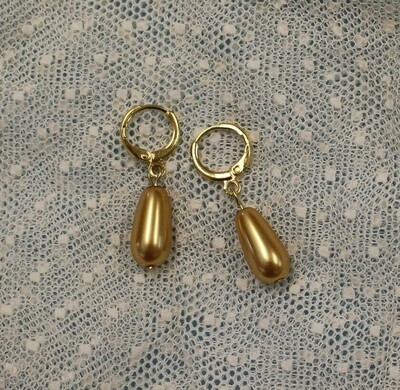Beautiful Gold Drop Earrings