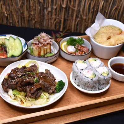 TEISHOKU LUNCH