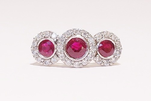 18ct ruby and diamond ring