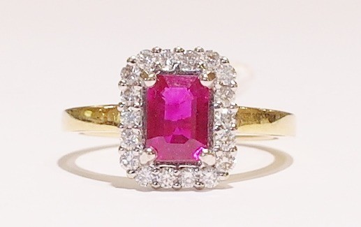 18ct ruby and diamond ring