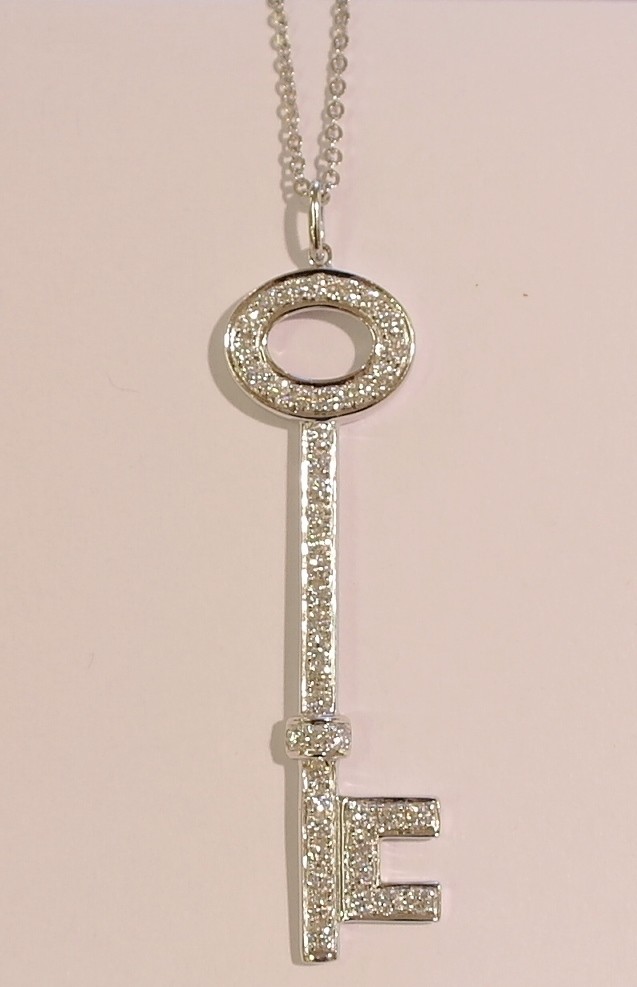 9ct white gold diamond key pendant