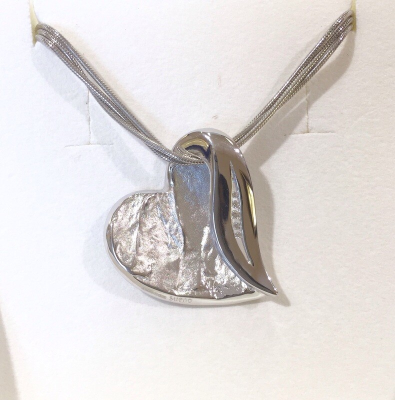 Sterling silver Sueno pendant