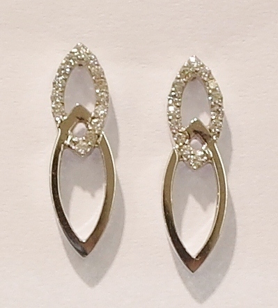 9ct white gold diamond earrings