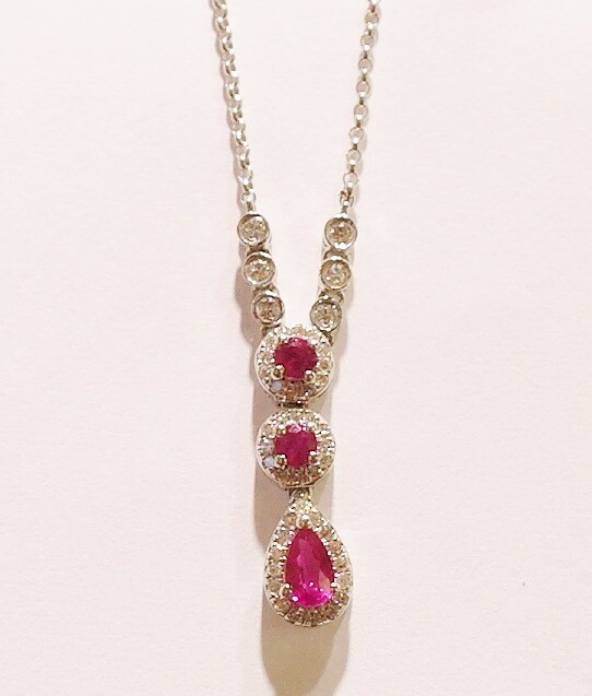 9ct white gold ruby and diamond necklet