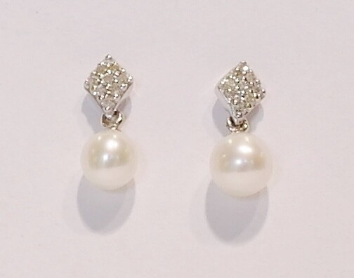 Pearl and diamond drop earrings