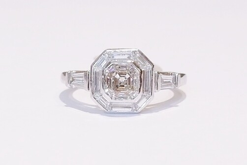18ct white gold diamond ring