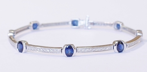 18ct white gold sapphire and diamond bracelet