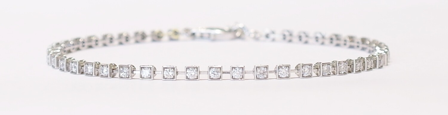 18ct white gold diamond bracelet
