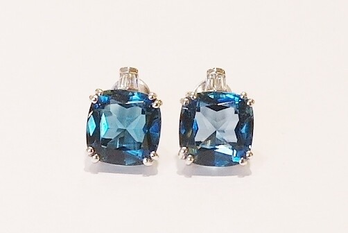 9ct white gold blue topaz and diamond ring