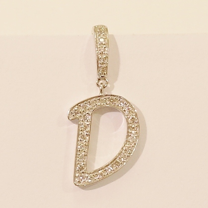 9ct white gold and diamond initial charm/pendant