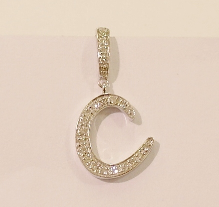 9ct white gold and diamond initial charm/pendant