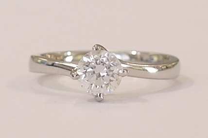 Platinum diamond solitaire ring