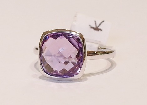 9ct white gold amethyst ring