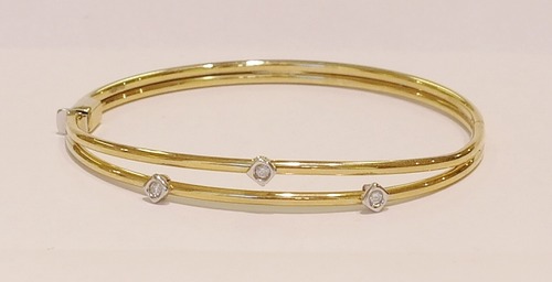 9ct diamond bangle