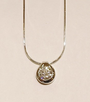 9ct white gold diamond pendant 0.50ct