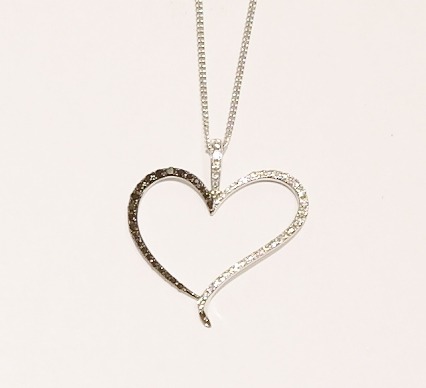 9ct white gold diamond pendant