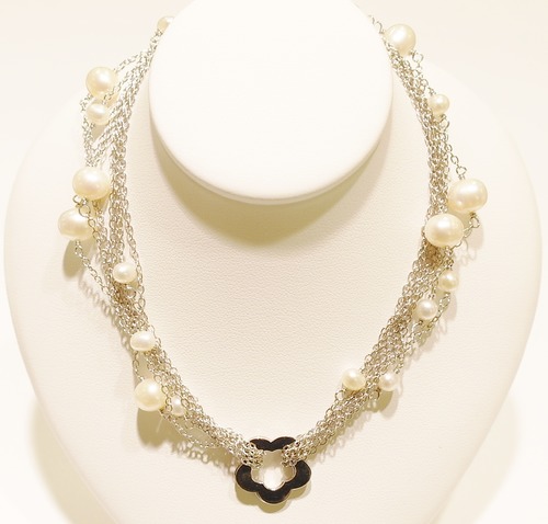 Sterling silver pearl necklet