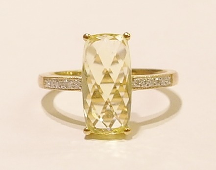 9ct golden citrine and diamond ring