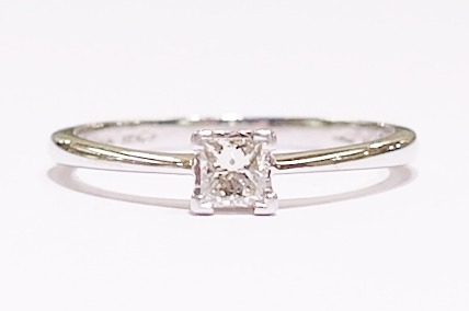 Platinum solitaire diamond ring