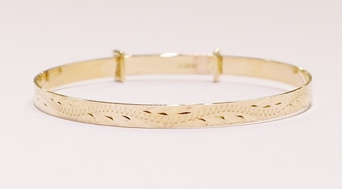 9ct baby bangle