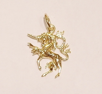 9ct yellow gold unicorn charm