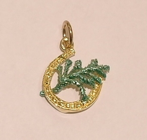 9ct yellow gold heather charm