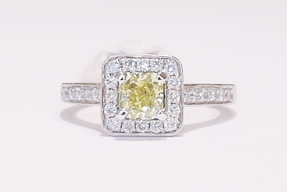 18ct white gold yellow diamond ring (certificated)