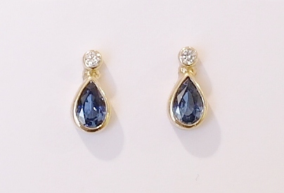 9ct yellow gold sapphire and diamond earrings