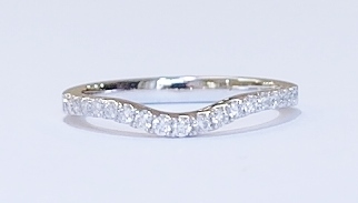 Platinum shaped diamond ring
