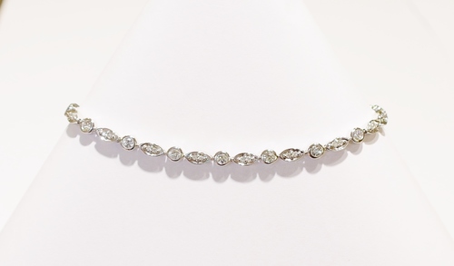 9ct white gold diamond bracelet