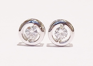 18ct white gold diamond earrings