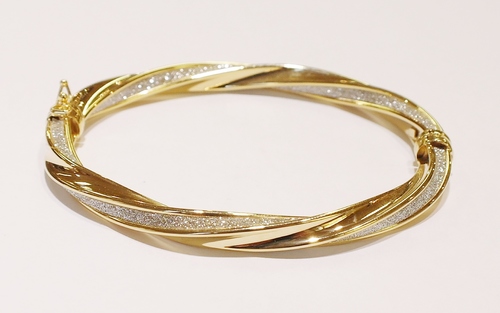 9ct yellow gold &#39;glitter&#39; bangle