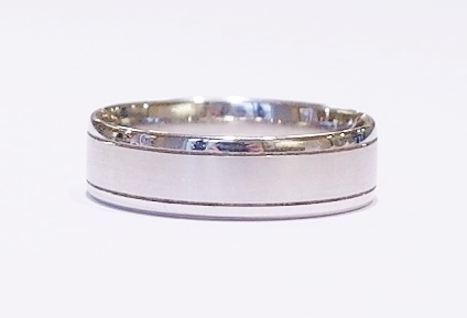 Platinum 6mm court band
